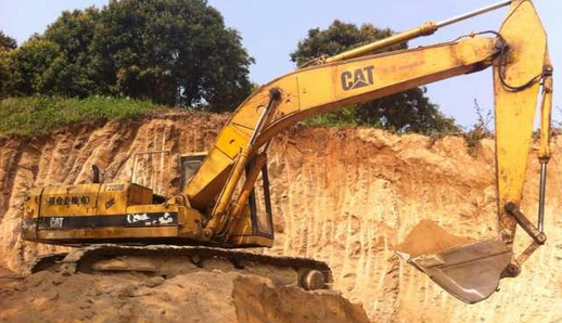 卡特E 200B午夜小电影 卡特E 200B午夜小电影